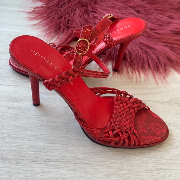 Apostrophe Shoes - Snakeskin red heels 👠